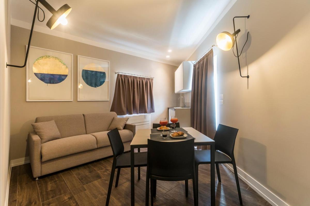 Residenza Trinita Maggiore ナポリ エクステリア 写真