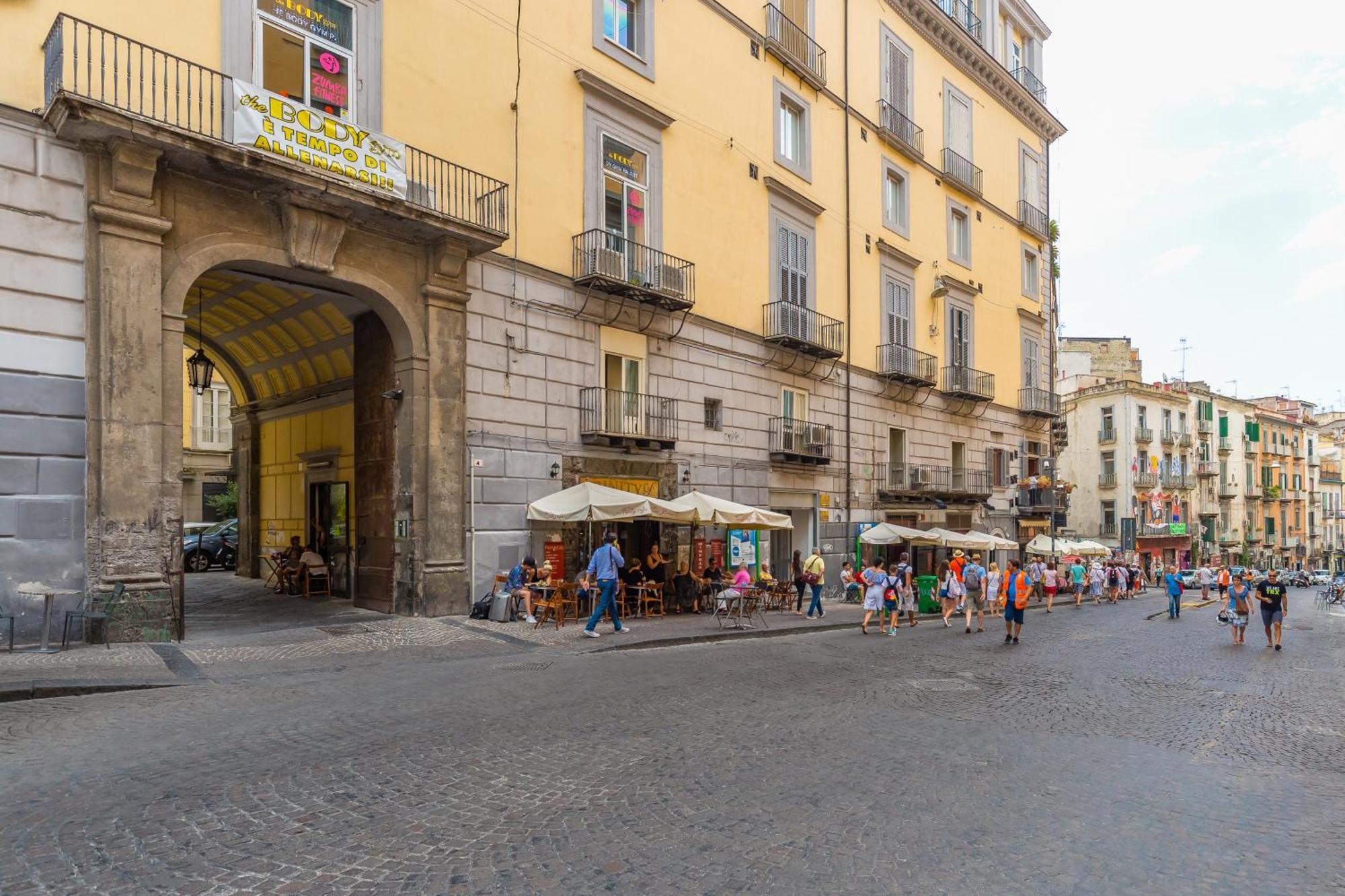 Residenza Trinita Maggiore ナポリ エクステリア 写真
