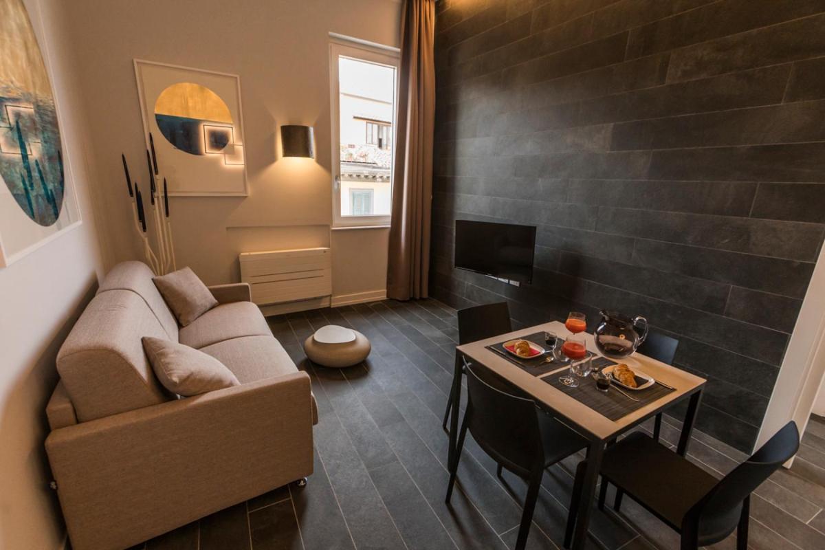 Residenza Trinita Maggiore ナポリ エクステリア 写真